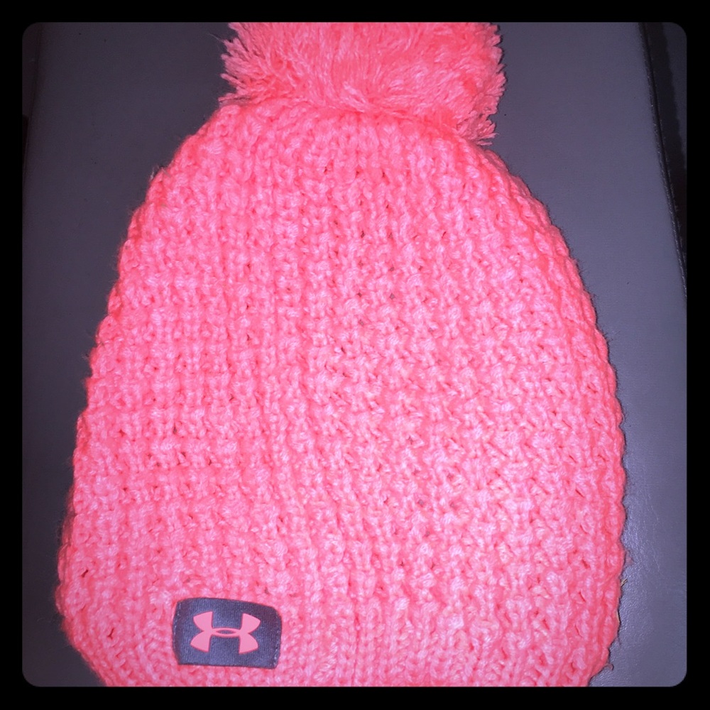 Under amour beanie hat